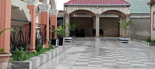 West Coast Division Apartment | Cutting Edge Guest House