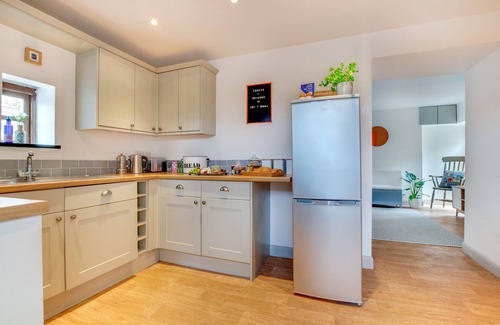 Pentraeth House | Cwt y Bugail - Two Bedroom House, Sleeps 3