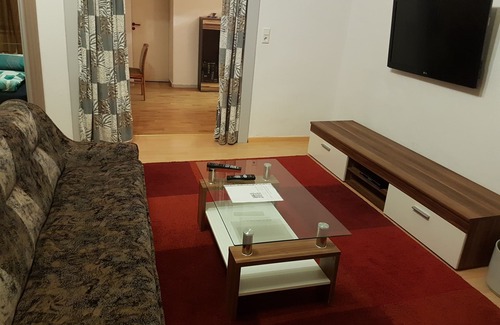 Eisenhuettenstadt Apartment | Cyclists in the Schlaubetal/and mechanics