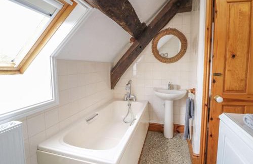 Bala House | Cyffdy Cottage - Tegid
