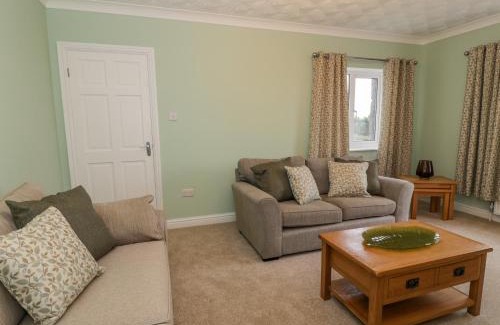 Rhosybol House | Cynefin