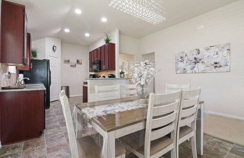 Cypress House | Cypress Fall Home: Fast Wi-Fi - Family Friendly