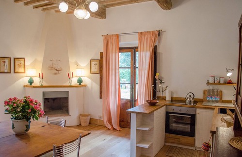 Vecchiano House | Cypress farmhouse in the park, sea and city of art