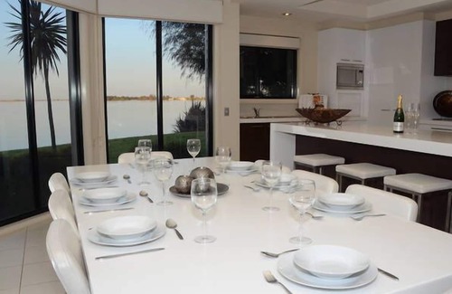 Mulwala House | Cypress House directly on Lake Mulwala