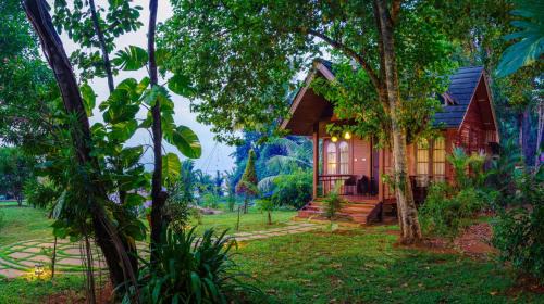 Muhamma Resort | Cyrus Resort