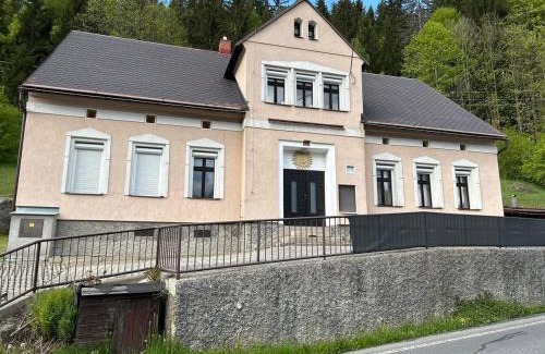 Albrechtice v Jizerskych horach Ski Chalet | Sluneční dům
