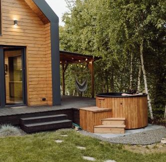 Makow Podhalanski Ski Chalet | Czill-Lokum- klimatyczna chata w Beskidach z balią i sauną