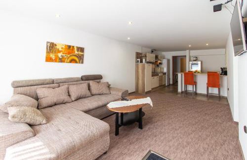 Gyor Apartment | Déli Terasz A Apartman Free parking, self-check-in anytime