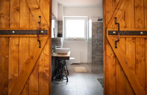 Znojmo House | Dům u lázní