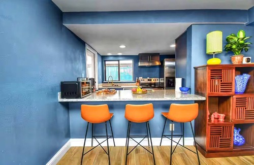 Neartown House | D Houston Oasis Private Jacuzzi Loft 65ft Pool