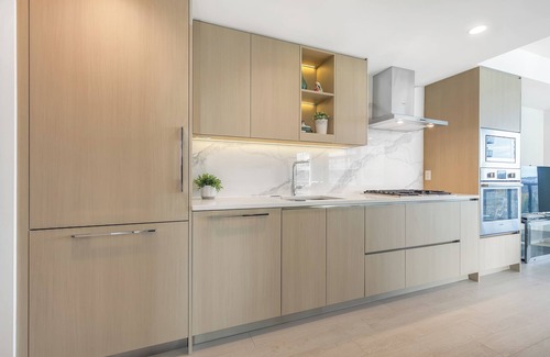 Burnaby Apartment | D12 - Amazing 2 bedroom in Brentwood