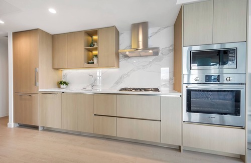 Burnaby Apartment | D12 - Amazing 2 bedroom in Brentwood