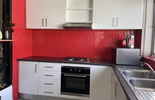 Broadmeadows House | D122 Lovely London Home
