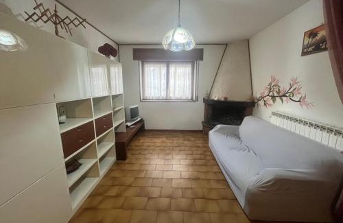 Madonna Dei Fornelli Apartment | Da Pino Affittacamere