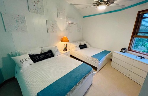 Gregory Town House | Da Round House