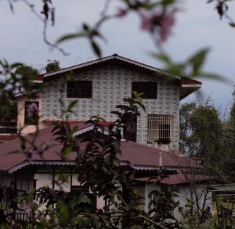 Geyzing House | Daarapari