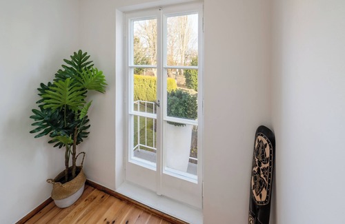 Dachau District Apartment | Dachau. Beautiful central 60m² 2-room city apartment