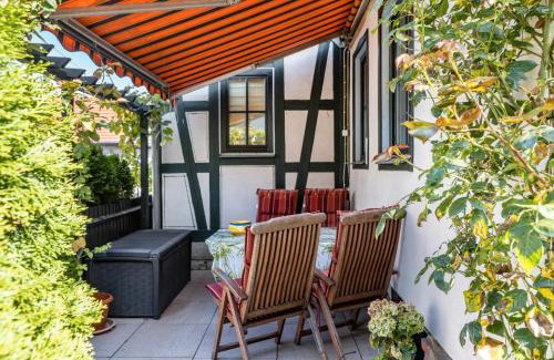 Dreißigacker Apartment | Dachwohnung Im Landhausstil