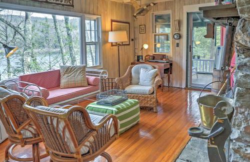 New Preston House | Dainty New Preston Cottage with Dock and Lake Views!