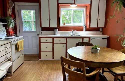 District d'Aylmer House | Daisy House 5 Mins to the Marina