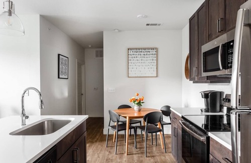 Northeast Dallas Apartment | Dallas | Spacious 1BD/1BA Apartment