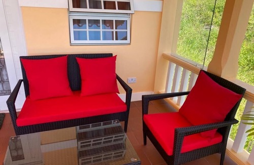 Choppins Apartment | Daly's Executive Suites- AKA-Reeves Villa