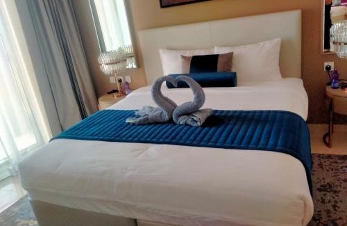 Lusail Apartment | Damac luxury apartment next to meryal Aqua park and beach access