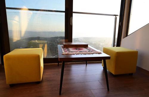 Kruje Apartment | Damiano's Penthouse Old Bazaar - Castle to Coast View