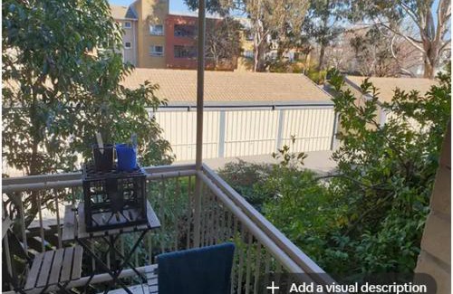 Turner House | Dana-Private Room in 3-Bedroom Apartment-1