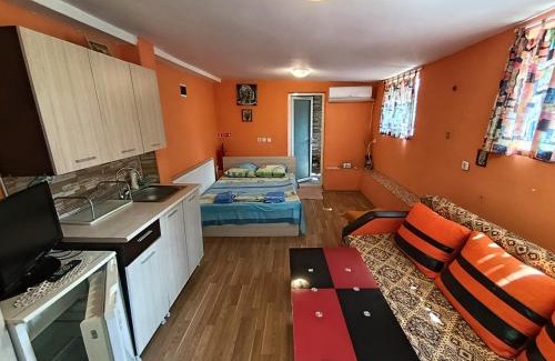 Sapareva Banya House | Danailovi Guest House
