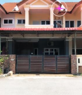 Kawasan Perindustrian Chendering House | Danasha Homestay