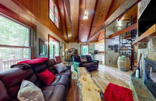 Blairsville House | Dancing Waters - STR License #00,5744