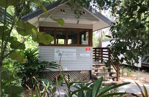 Arcadia Ski Chalet | Dandaloo Gardens