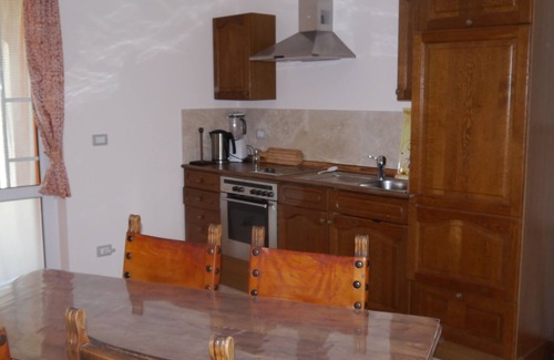 Canino Apartment | Daniele House - Relaxation and Volcanic Water under the Stars Occasum