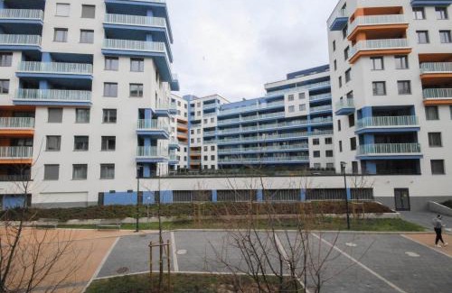 Vizafogo Apartment | Danube river flat with balcony,free garage