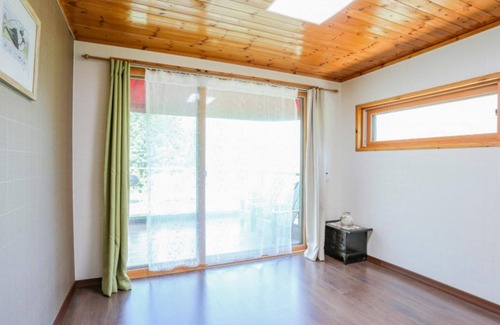 Danyang House | Danyang Kkottteuran Pension