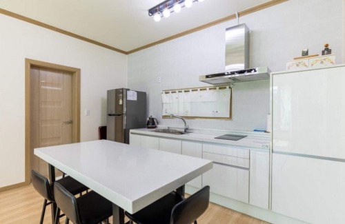 Danyang House | Danyang Pulkkotnamu Pension