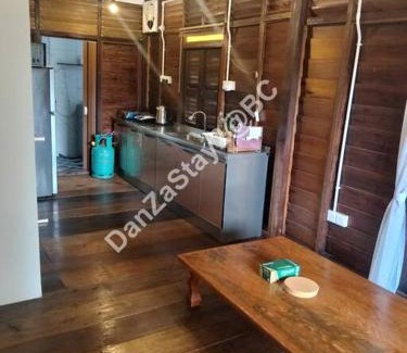 Perlis House | DanZaStay2 at Bukit Chabang nearby Thai Border