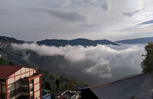 Darjeeling House | Darjeeling Homestay Nyano Ghar