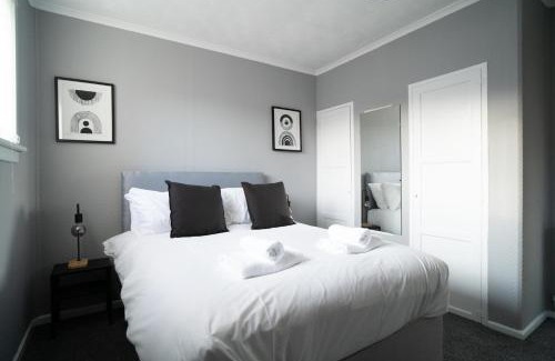 Shotts House | Darmeid House