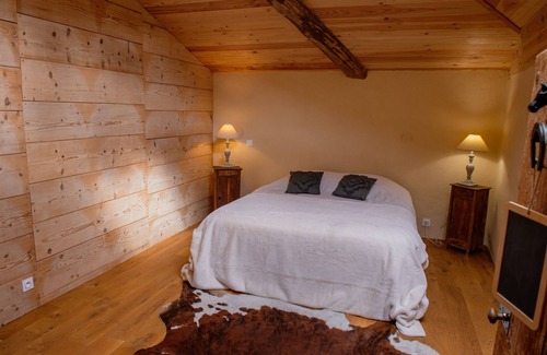 Saint-Pierre-de-Bressieux Other | Dauphinoise adobe farmhouse in the heart of a Vercors horse stud farm