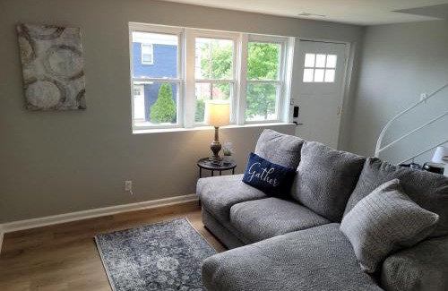 Joslyn Castle Apartment | Davenport Dwellings 2 Bd by UNMC