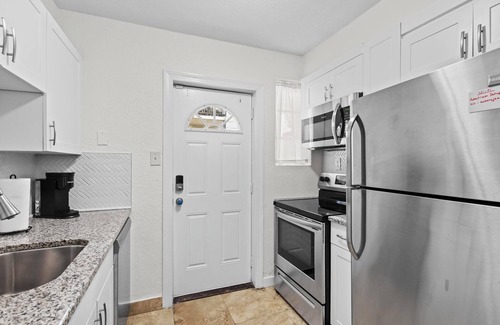Harbour Island Apartment | "Davis Islands Charm! Euro Oasis Walkable to Events, Eats & Care!"