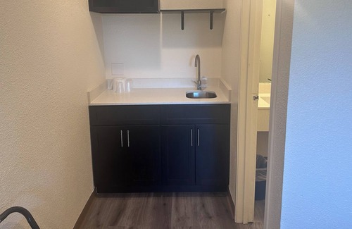 Davis House | Davis- Private one-bedroom with pool