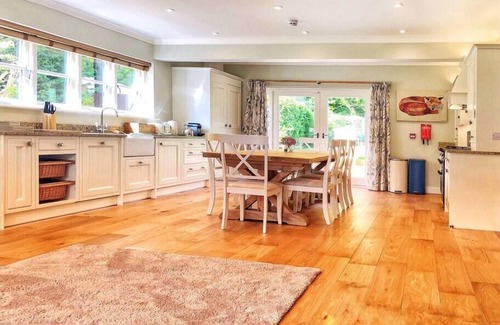 Broad Oak Cottage | Daweswood - Luxury cottage, lake access & hot tub