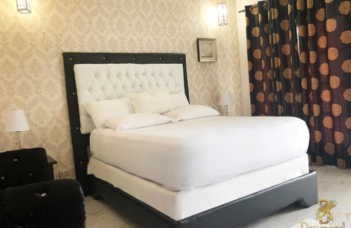 Juan Esteban Hotel | Daymond Blue Tropical Lodge