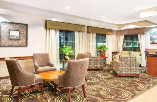 Brewerton Hotel | Days Inn by Wyndham Brewerton/ Syracuse near Oneida Lake