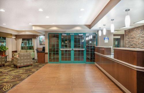 Brewerton Hotel | Days Inn by Wyndham Brewerton/ Syracuse near Oneida Lake