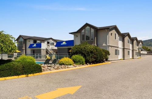 Rutland Hotel | Days Inn by Wyndham Kelowna