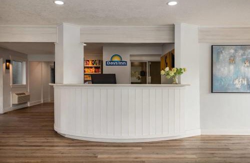 Rutland Hotel | Days Inn by Wyndham Kelowna